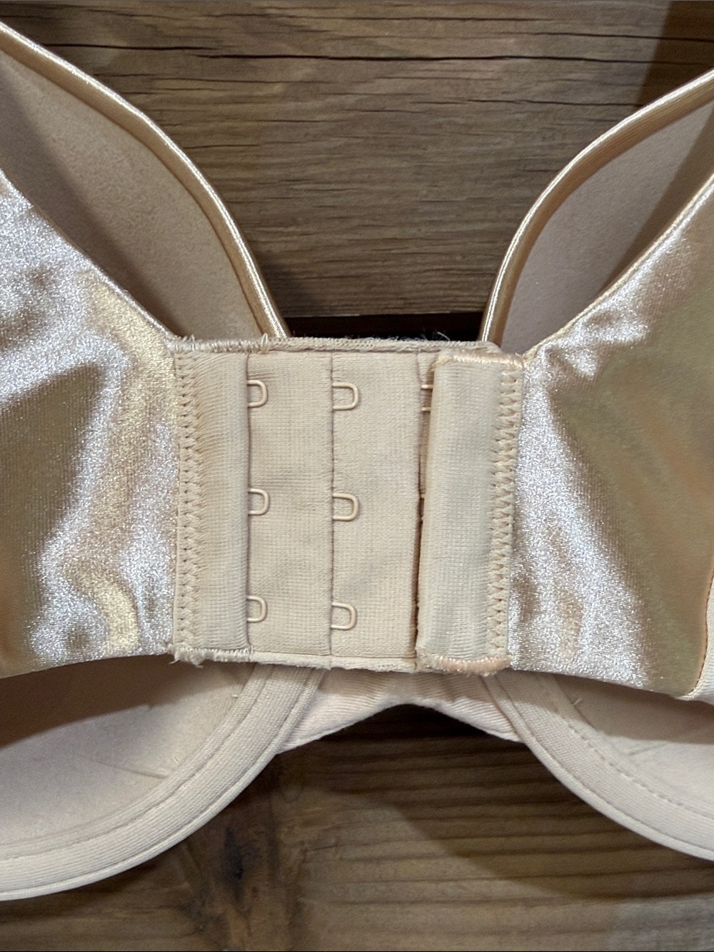 Vanity Fair Illumination Bra - Picture 6 of 11
